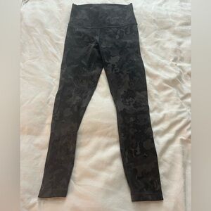 Lululemon High-waisted Leggings, size 8